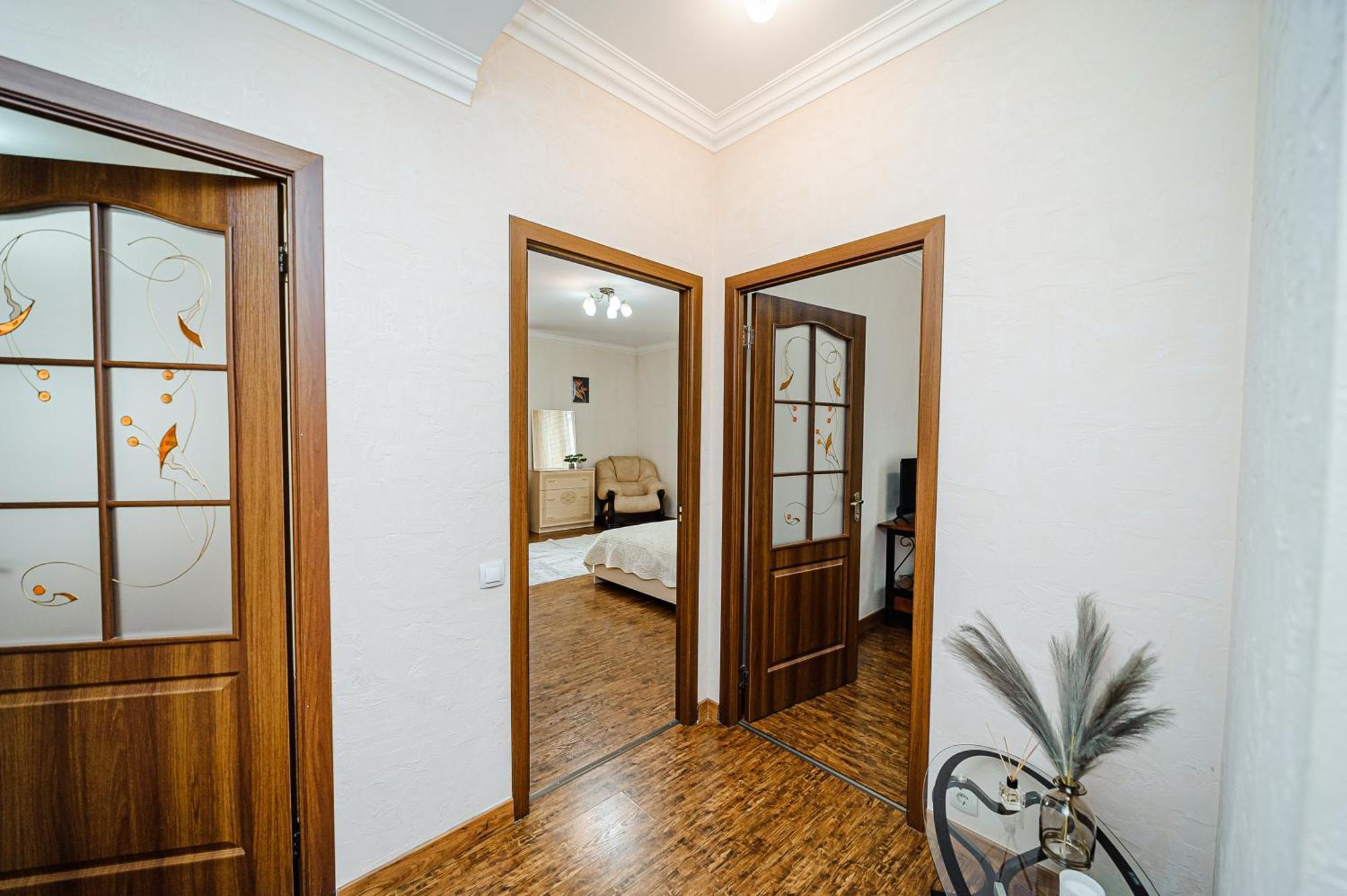 Center Retreat 3br Apartment! *