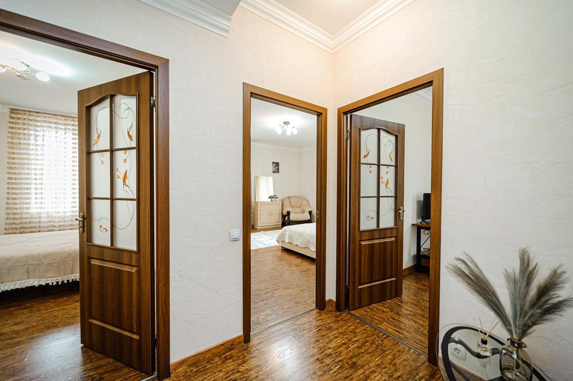 Center Retreat 3br Apartment! *